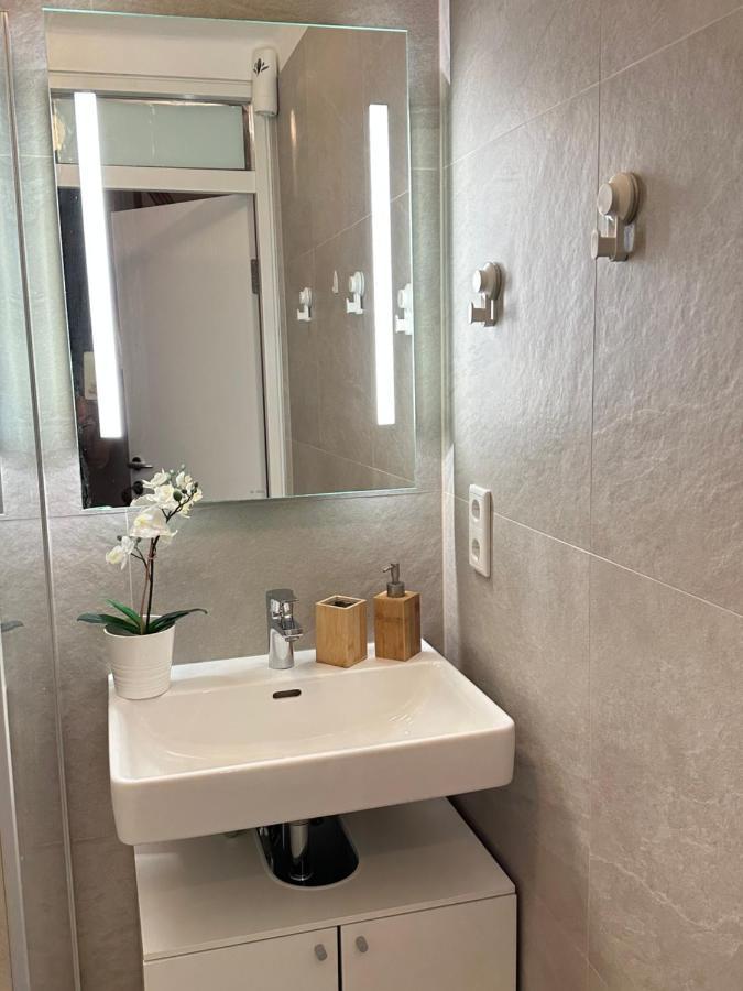 Green Paradise & Cozy Retreat Salzburg With Free Parking Buitenkant foto